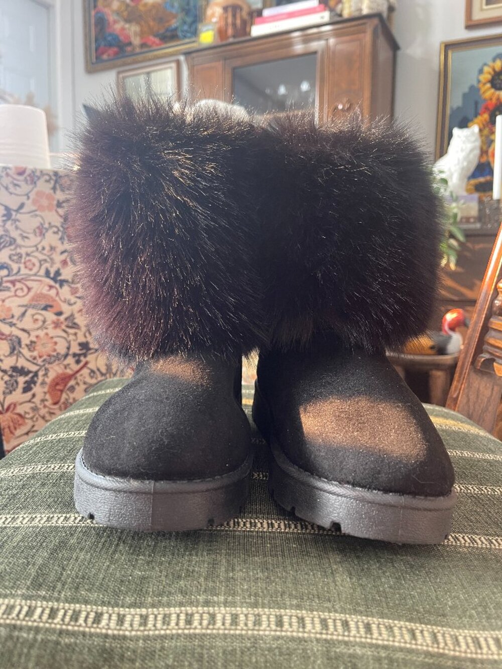 NWT MY STYLE SUEDE AND FAUX FUR BOOTS IN BLACK SIZE 8